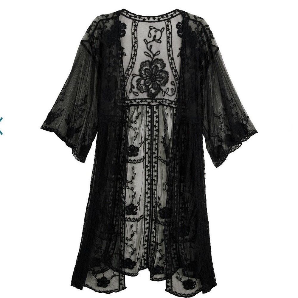NWT LC Lauren Conrad Gorgeous OS Black Lace Duster Kimono Cover Up Open Front